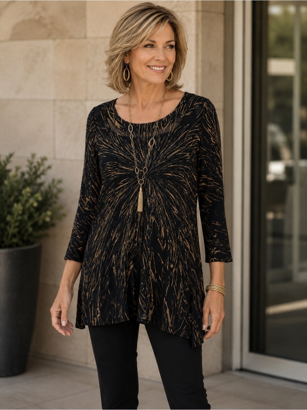 Miraclebody by Miraclesuit Womens Tunic Top Sz Small Black Gold Shapewear Blouse